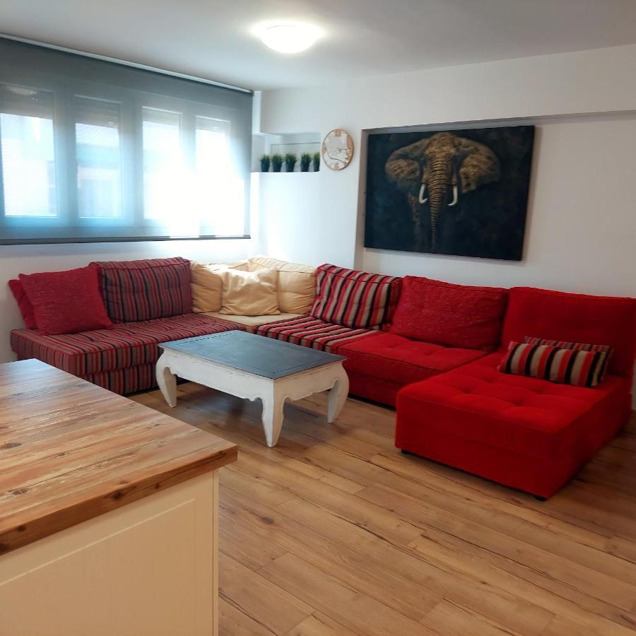 Family Apartment Andrea Alaquàs Extérieur photo