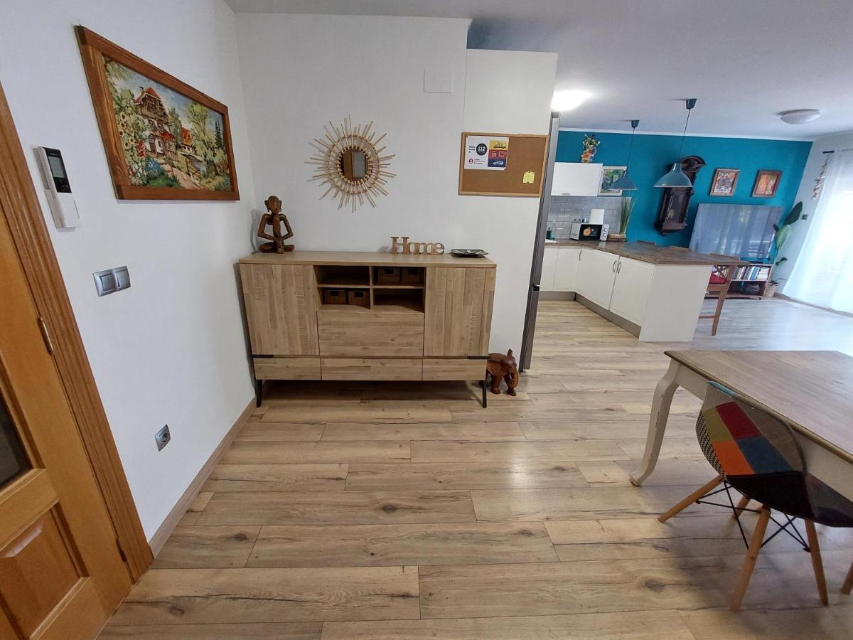 Family Apartment Andrea Alaquàs Extérieur photo