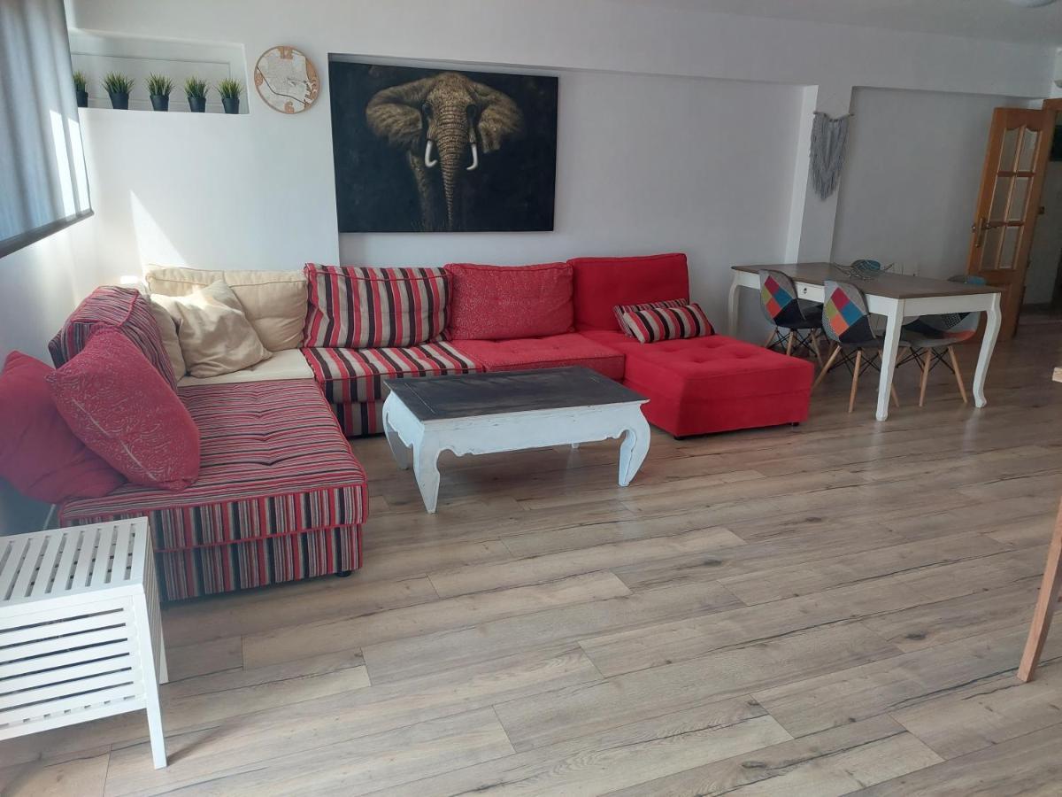 Family Apartment Andrea Alaquàs Extérieur photo