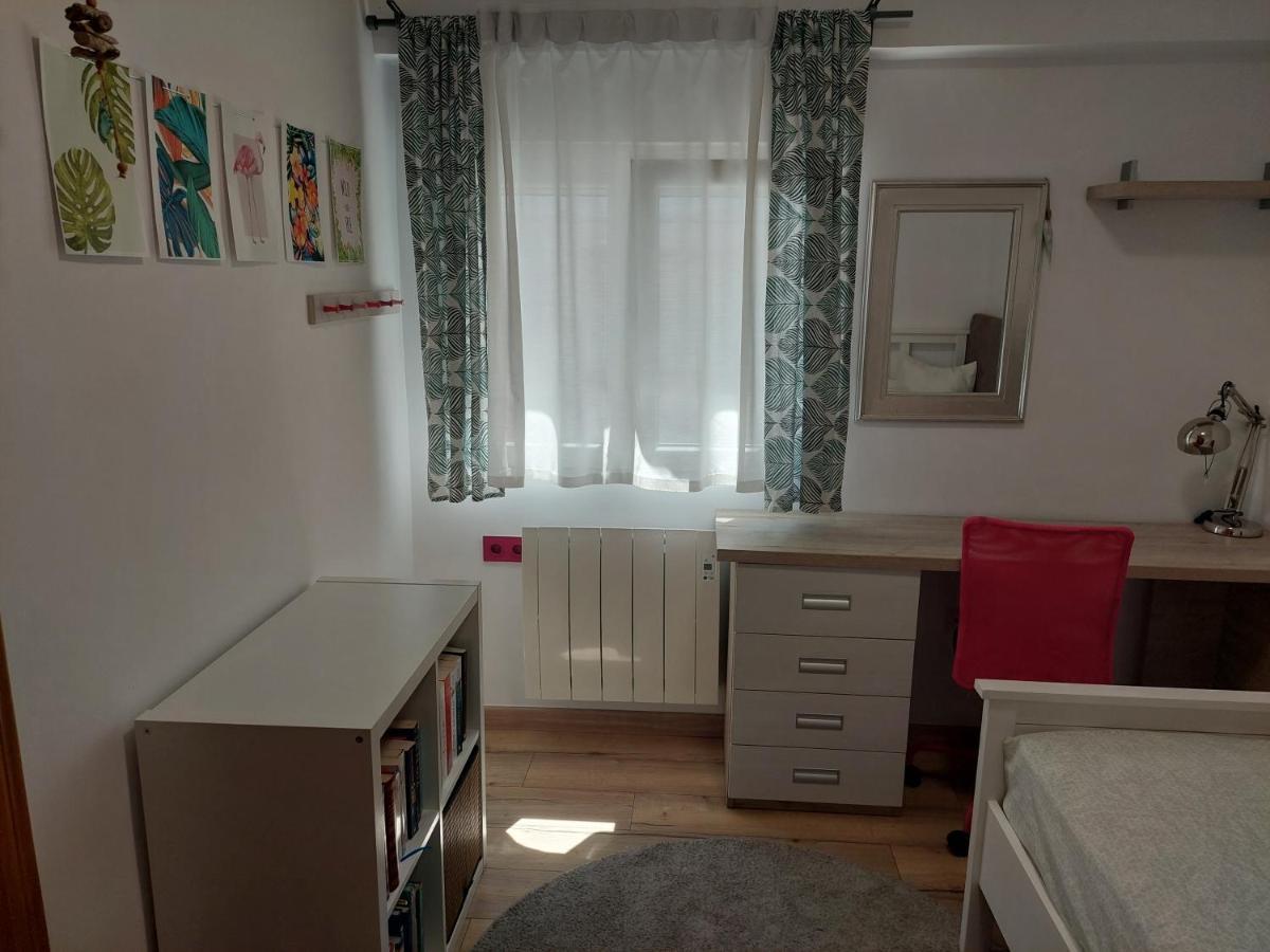 Family Apartment Andrea Alaquàs Extérieur photo